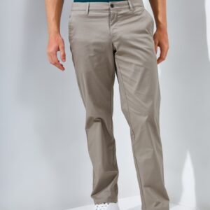 Jack Nicklaus Morales Celana Panjang Pria Regular Fit Camel