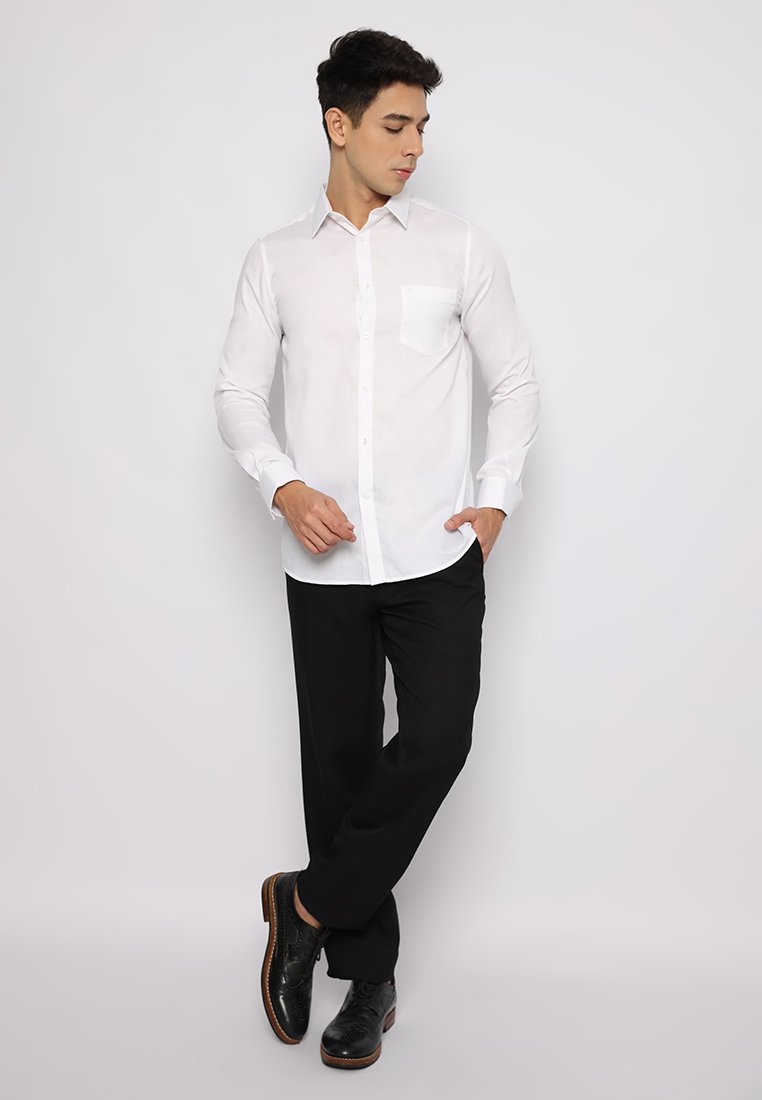 Jobb Wellington Kemeja Pria Lengan Panjang Slim Fit Putih - Image 4