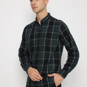 Jobb Logan Kemeja Pria Lengan Panjang Slim Fit Hijau