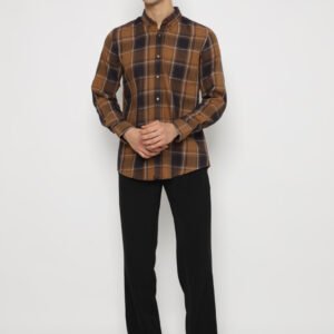 Jobb Logan Kemeja Pria Lengan Panjang Slim Fit Mustard